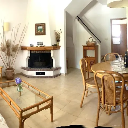Lagovista45 Holiday home